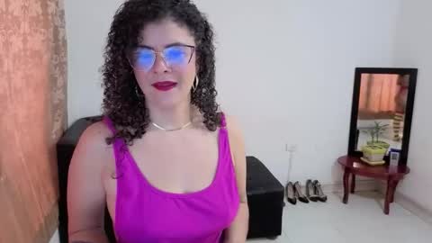 Kloe  online show from November 14, 4:53 pm