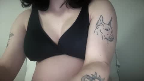 knextdoor online show from December 5, 11:45 pm