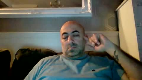 Snapshot of knickerwhipper chatting on January 4, 12:59 am knickerwhipper online show from January 4, 12:59 am