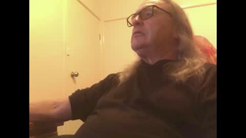 knobout online show from May 19, 8:43 am