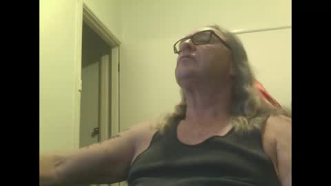 knobout online show from October 13, 8:49 am