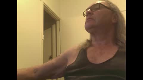 knobout online show from September 29, 11:20 am