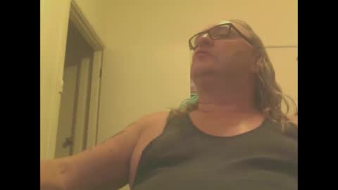Snapshot of knobout chatting on February 18, 10:38 am knobout online show from February 18, 10:38 am