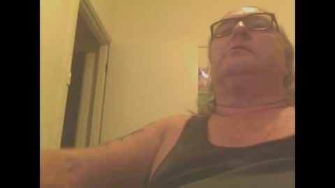 Snapshot of knobout chatting on January 14, 10:38 am knobout online show from January 14, 10:38 am