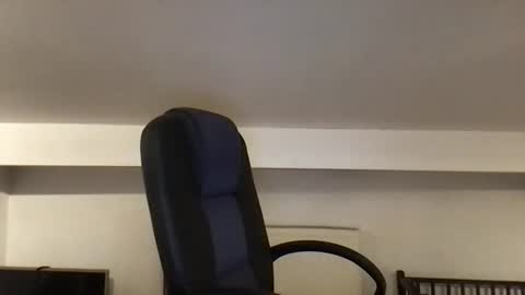 Snapshot of kobasic chatting on February 17, 7:55 pm hugo online show from February 17, 7:55 pm