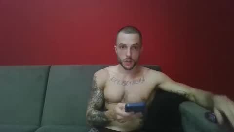 Snapshot of kobegotmeat chatting on February 11, 2:03 am KOBE online show from February 11, 2:03 am