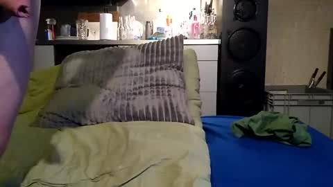 koelie1982 online show from March 9, 11:03 pm