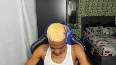 kofi online show from November 24, 5:11 pm