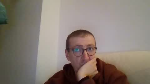 Snapshot of kolesie7 chatting on December 2, 7:11 pm JUAN CARLOS online show from December 2, 7:11 pm