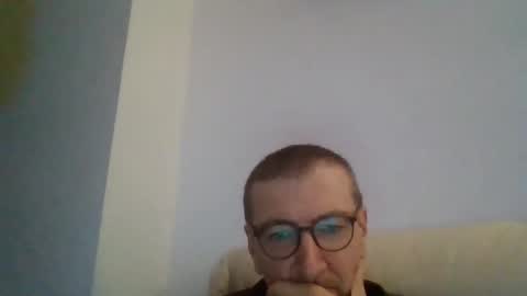 JUAN CARLOS online show from November 4, 7:59 pm