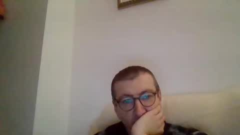 Snapshot of kolesie7 chatting on December 6, 10:02 pm JUAN CARLOS online show from December 6, 10:02 pm