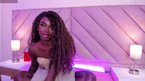 Snapshot of kollinn_ chatting on March 1, 12:45 pm Kollin online show from March 1, 12:45 pm