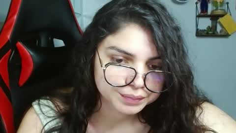 Snapshot of koranikky08 chatting on January 10, 4:01 am Karoll online show from January 10, 4:01 am