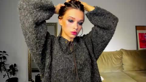 kossie_ online show from December 5, 1:05 am