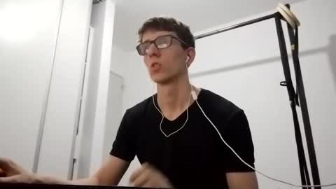 Facu online show from February 10, 7:11 am