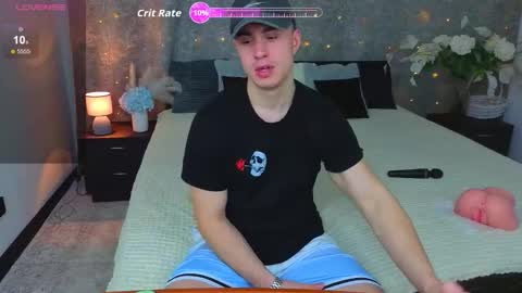 kris_braun online show from February 15, 10:03 am