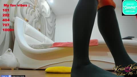 Snapshot of krisi_kiss chatting on March 12, 1:08 pm KrisiFollow me Thumb UP online show from March 12, 1:08 pm