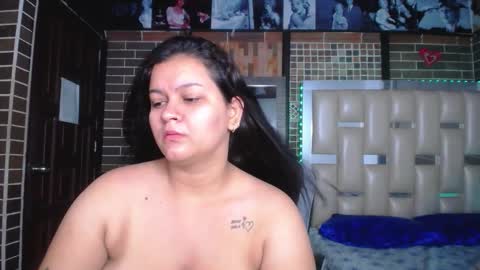 Snapshot of kriss_sweetboobs chatting on February 21, 12:39 pm kriss_sweetboobs online show from February 21, 12:39 pm