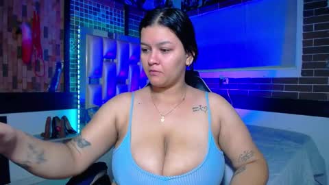 kriss_sweetboobs online show from April 22, 12:56 pm