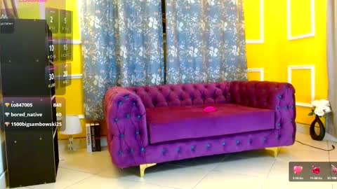 Snapshot of krissy_nile995 chatting on February 16, 9:15 am Thaterotic woman online show from February 16, 9:15 am
