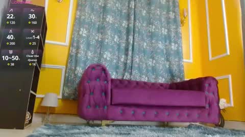 Snapshot of krissy_nile995 chatting on March 6, 9:03 am Thaterotic woman online show from March 6, 9:03 am