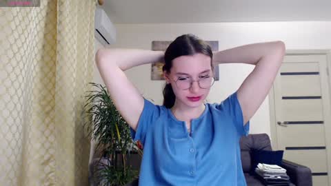 kristal89 online show from January 3, 1:05 am