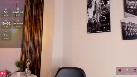Snapshot of kristal_brown_ chatting on February 10, 11:57 am Aria online show from February 10, 11:57 am