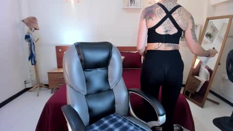 Sophia online show from February 5, 7:31 pm