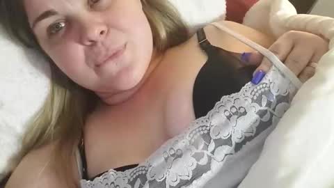 kristinebaby05 online show from February 23, 5:42 am