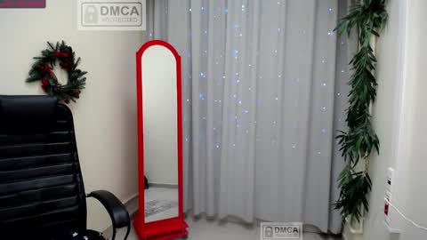 Snapshot of kristy_0_ chatting on February 20, 1:51 pm KRISTY online show from February 20, 1:51 pm