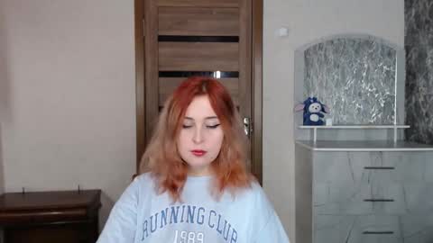 Snapshot of kristy_fran chatting on September 14, 10:44 pm Kristy online show from September 14, 10:44 pm