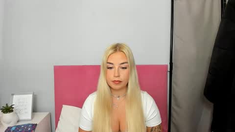 KristyFlowers online show from January 20, 9:03 am