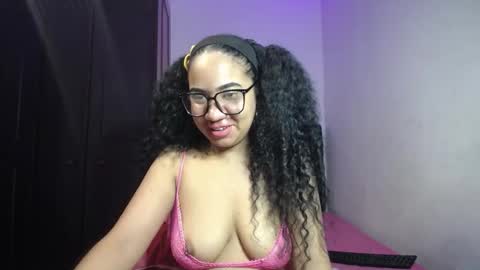 kristynsmith20 online show from September 9, 10:32 pm