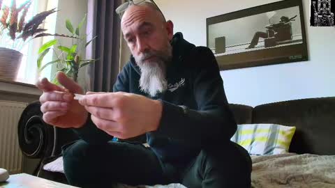 krummersaebel online show from February 24, 3:20 pm