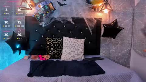 Kystal Taylor online show from October 17, 12:53 pm