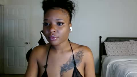 Krystal Blake online show from January 8, 1:00 am