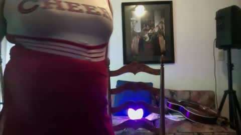 krystalkush420 online show from April 18, 1:13 pm