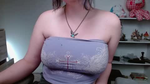 Krystal Syx online show from May 16, 9:35 pm