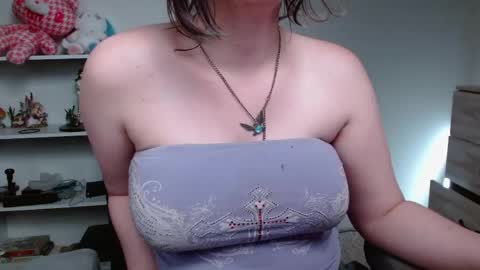 Krystal Syx online show from May 26, 12:17 am