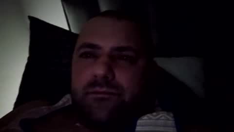 krystianooo online show from April 1, 1:39 am