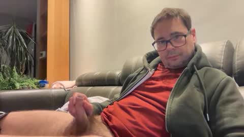krzysztof1977 online show from May 18, 8:59 pm