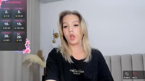 Lady online show from September 23, 9:43 pm