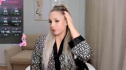 Lady online show from October 5, 12:46 pm