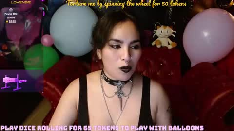 Snapshot of kureiji_fetish chatting on March 9, 11:03 am Fetiche Woman online show from March 9, 11:03 am