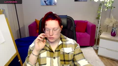 kuri_u online show from March 23, 11:15 am