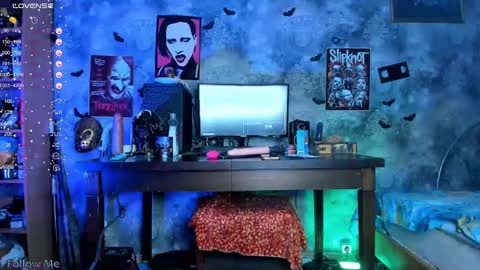 Erika online show from February 11, 9:35 pm