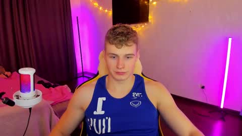 kurt_hanssen online show from February 21, 5:53 pm