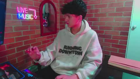 JASON online show from April 29, 4:50 am