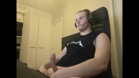 kuukkeli7 online show from November 4, 7:48 pm