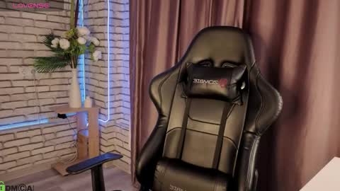 Kvetachka Thu-Sun 0900am-1500pmGTM2 online show from December 2, 12:53 am